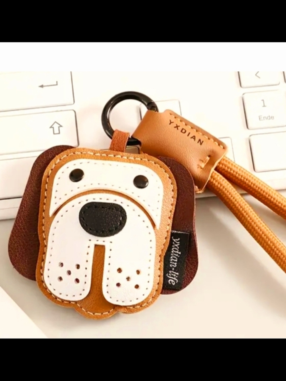 Beagle Dog Face Keychain Charm - Picture 2 of 3